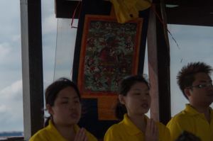 309271_579026732110288_1523754440_n