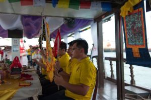 382209_579024488777179_513212379_n