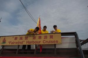 544141_579023342110627_309685255_n