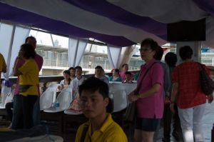 549812_579022265444068_189609767_n