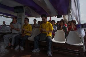 576446_579025875443707_722446791_n