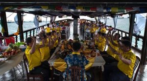 72432_579024192110542_931017829_n