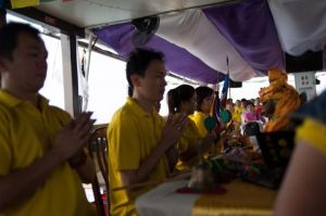 733975_579024538777174_57681662_n